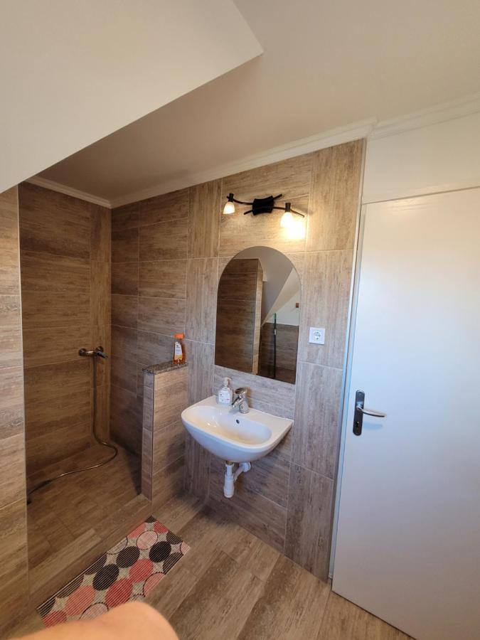 Zoe Apartman Siófok Buitenkant foto